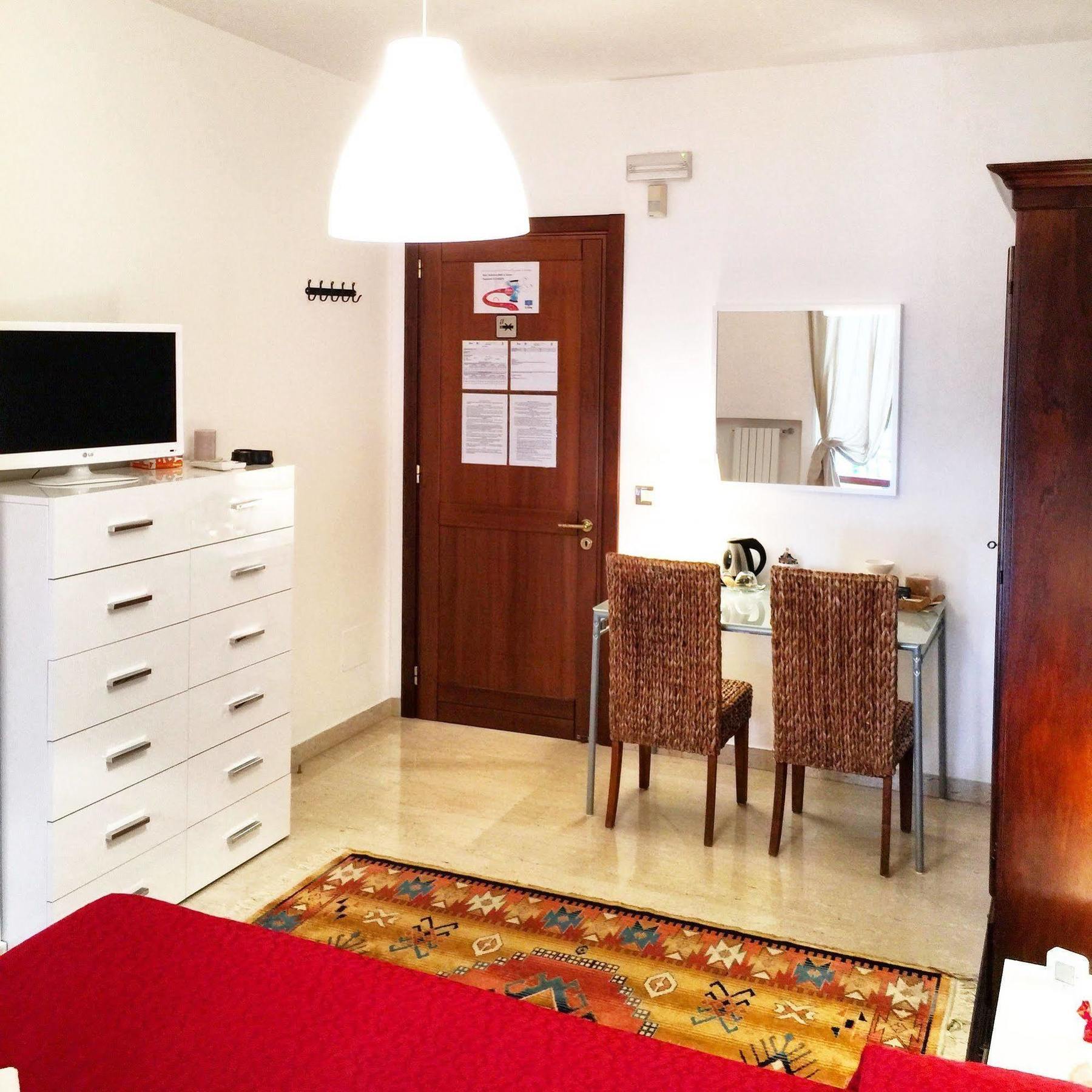 B&B Le Saline Taranto Dış mekan fotoğraf